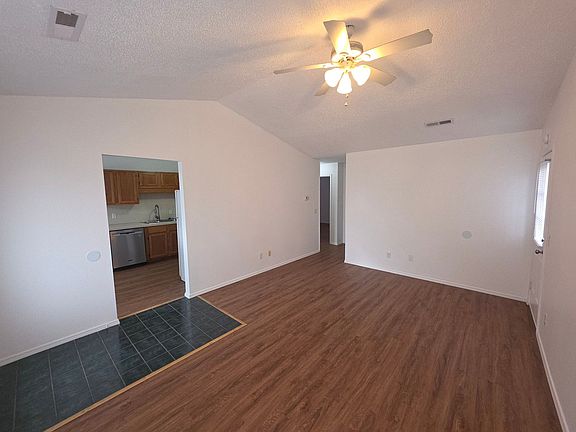 5th image of 3154 W Anne St