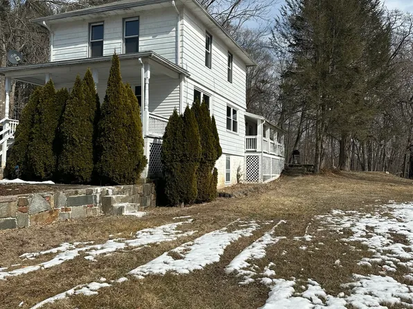 (undisclosed Address), Ansonia, CT 06401