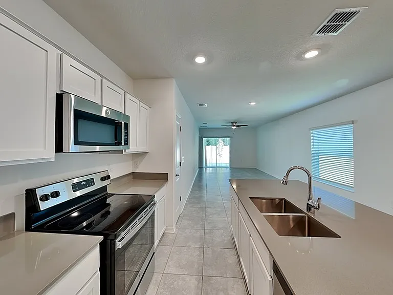 4273 Babbling Brook Way — Photo 5