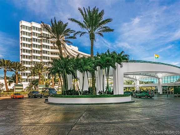 5th image of 4391 Collins Ave #1815