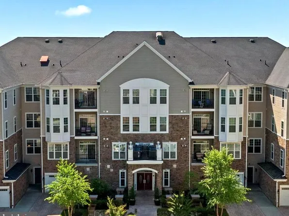 605 Quarry View Ct #202, Reisterstown, MD 21136