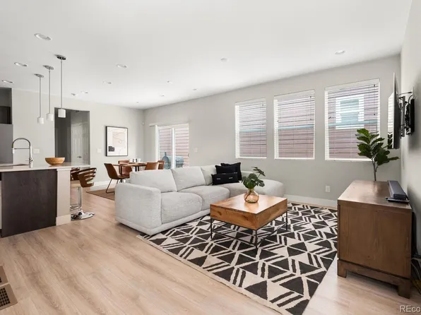 15711 Bolling Drive, Denver, CO 80239