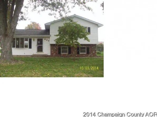 627 Cypress Dr, Chatham, IL 62629