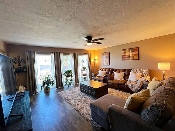 5th image of 2979 S Ivy Ln