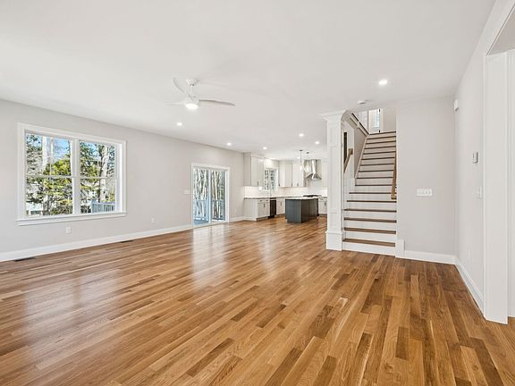 5th image of 12 Washburn Farm Lane #3