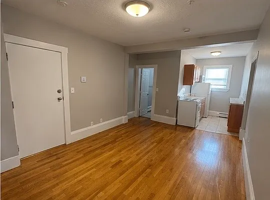 33 Sagamore St #1 — Photo 1