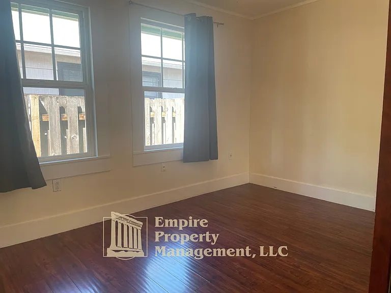 1292 Monroe St — Photo 11
