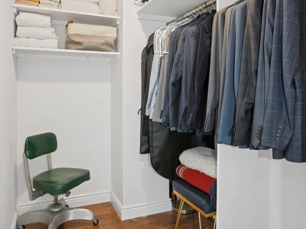 443 West 24th Street G image 9 of 10