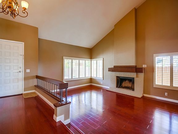 5th image of 9416 Black Hills Ct