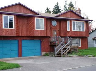 18235 Davis St, Sandy, OR 97055