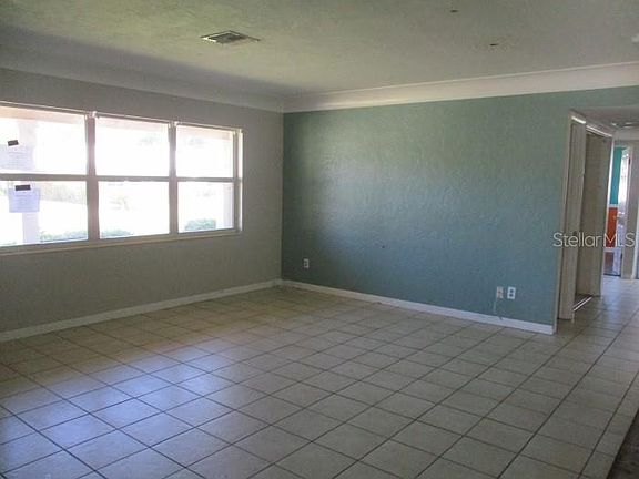 2nd image of 6224 28th Ave N