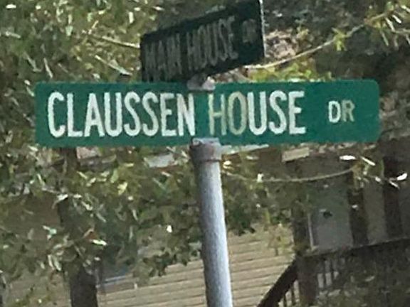 2nd image of 923 Claussen House Dr