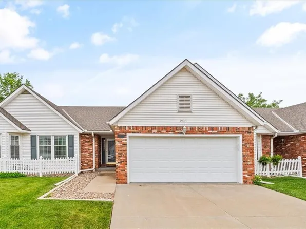3904 Wellington Dr, Saint Joseph, MO 64506