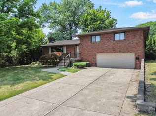 4778 S Emblem Dr, Pittsburgh, PA 15236