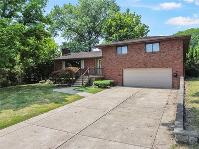 4778 S Emblem Dr, Pittsburgh, PA, 15236