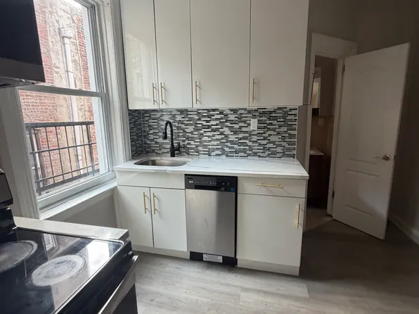 5604 Hudson Avenue image 1 of 4