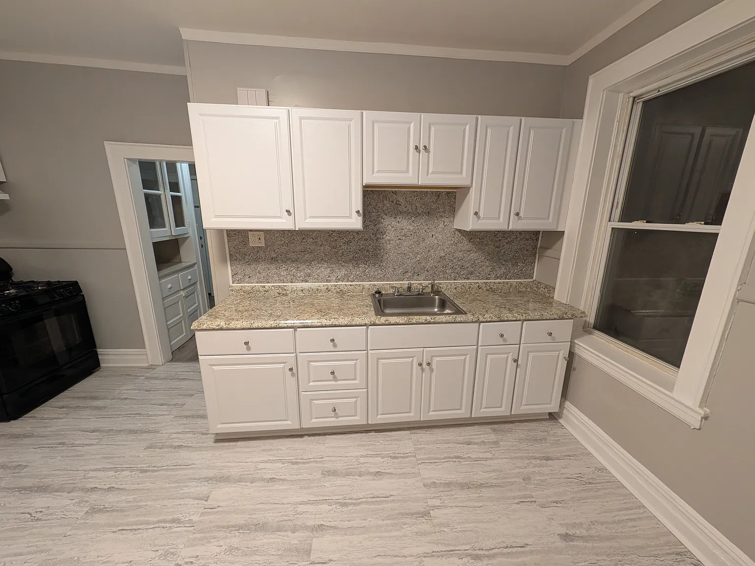 2 bed, 900 sqft, $1,975 — Photo 2