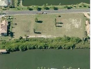 2nd image of 270 Lansing Island Dr