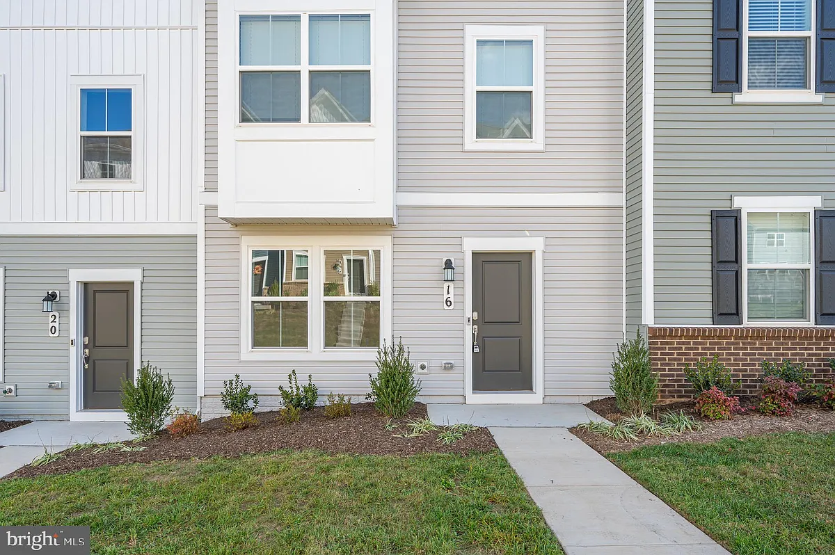 Building Photo - 16 Brookfield Mews
