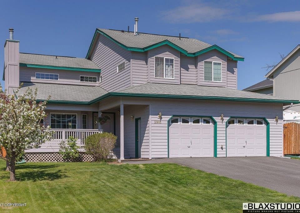 1st image of 2901 Meadow Wood Cir