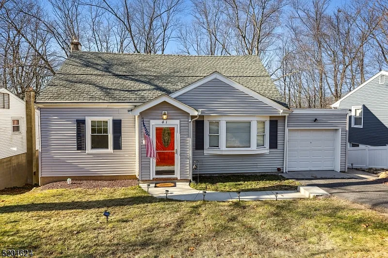 41 Hibernia Rd photo 1