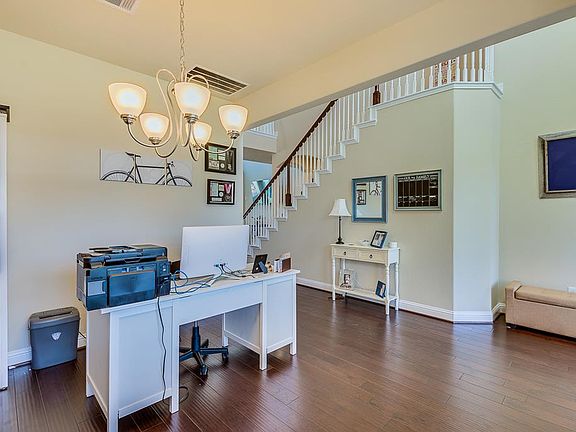 4th image of 4858 Palomar Ln
