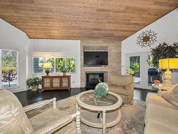 5th image of 10497 LONGWOOD DRIVE