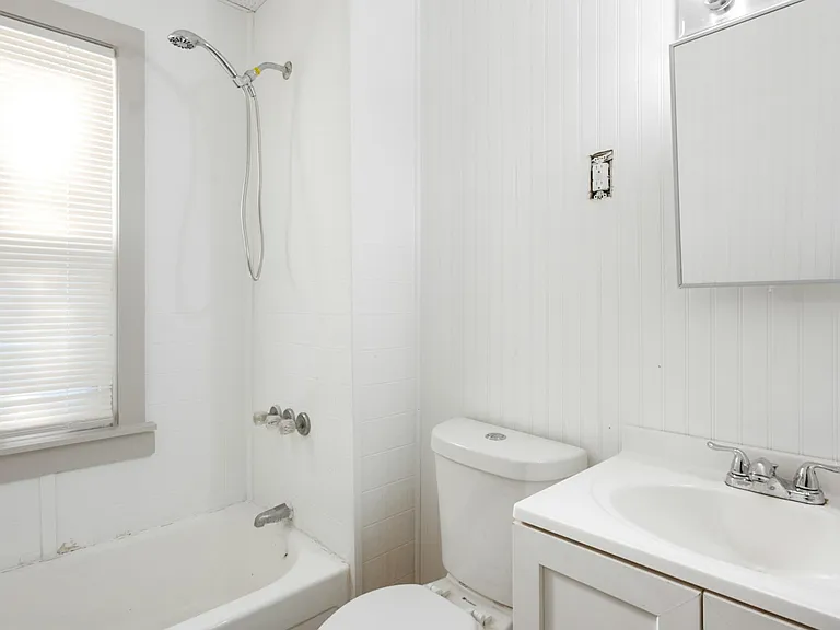1554 Larchmont Rd #B — Photo 22
