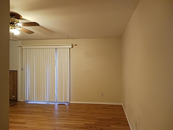 3rd image of 2590 Cedar Knoll Ln
