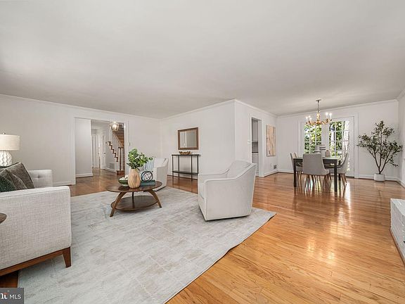 3rd image of 6216 Arkendale Rd