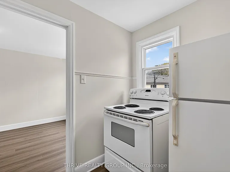 245 Maitland St #6 — Photo 10