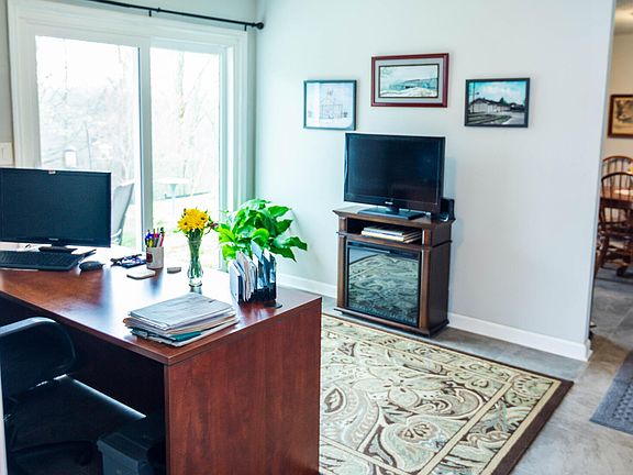 3rd image of 2138 Waddy Rd