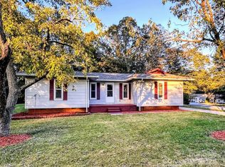 1700 Northwoods Dr, Kings Mountain, NC 28086