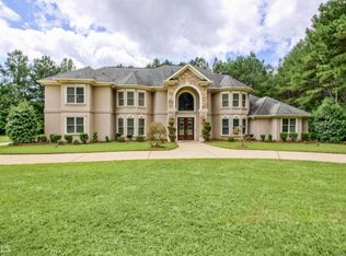 110 Victoria Ct, Fayetteville, GA 30214