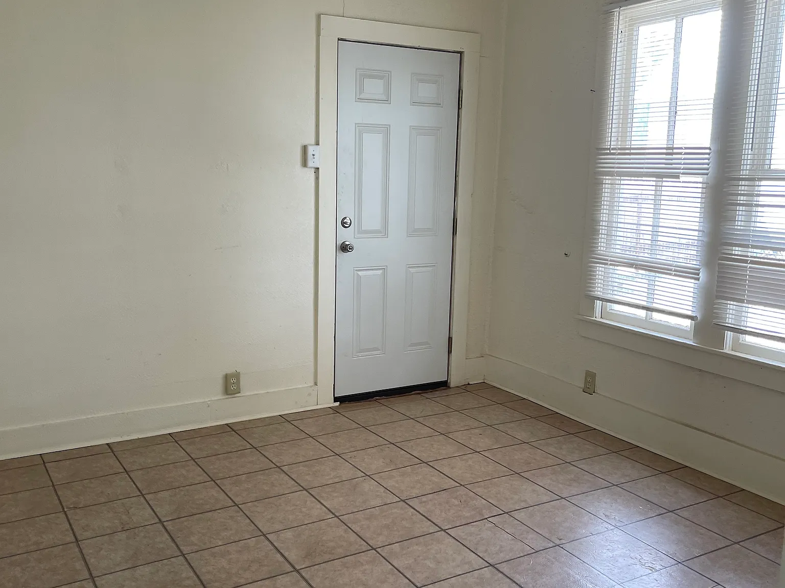 1 bed, 650 sqft, $795 — Photo 2