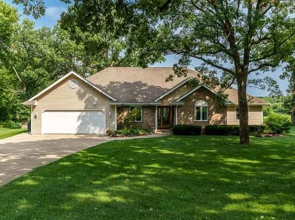 3991 S Savanna Way, Beloit, WI 53511