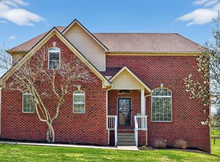 201 Squires Pointe Rd, Paris, KY 40361