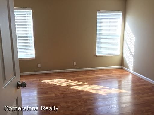 5th image of 367 Arapaho Dr
