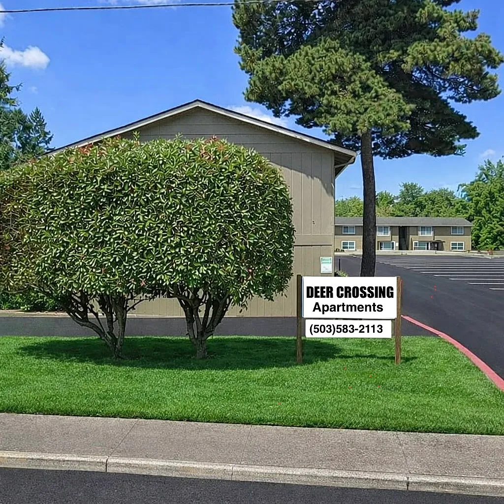 Deer Crossing Apartments — Photo 1