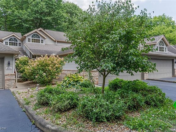 3rd image of 6723 Lockwood Blvd #4