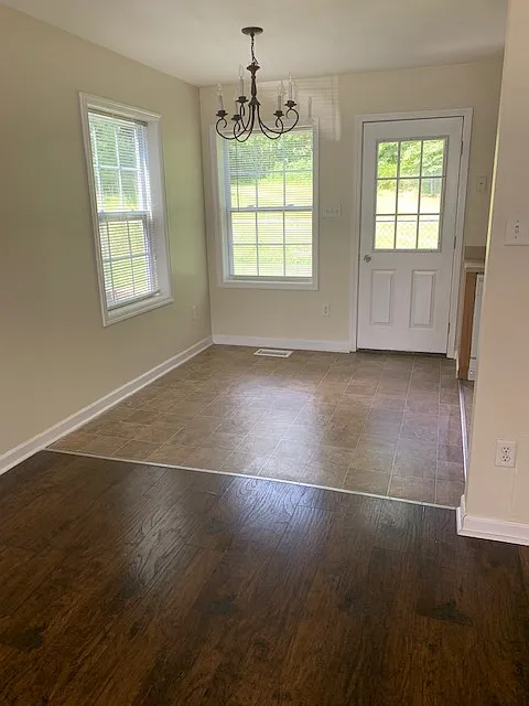 3 bed, 2.5 bath, $2,050 — Photo 4