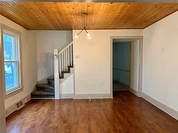 4th image of 805 Dellwood St