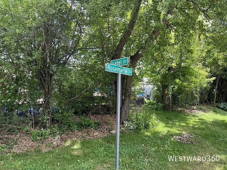 1104 Isabel Dr — Photo 26