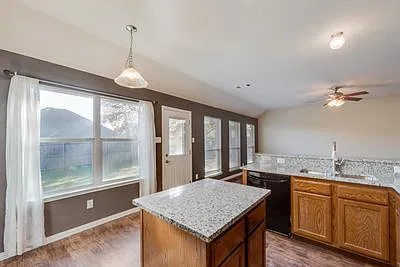 3308 Anysa Ln — Photo 3