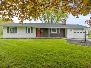 3591 Sunset Ln, Williamson, NY 14589