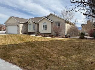 7125 S Case Mountain Cv, West Jordan, UT 84081