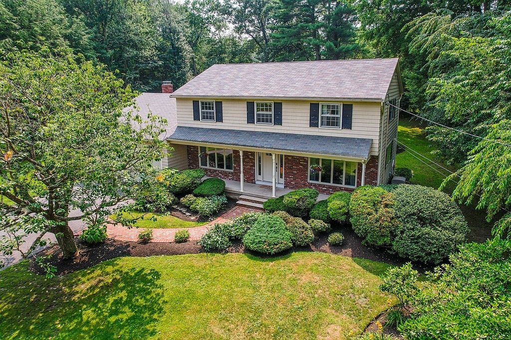 27 Hemlock Rd, Andover, MA 01810 Zillow