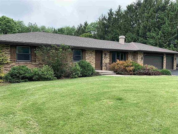 3rd image of 6269 Carlsburg Ln