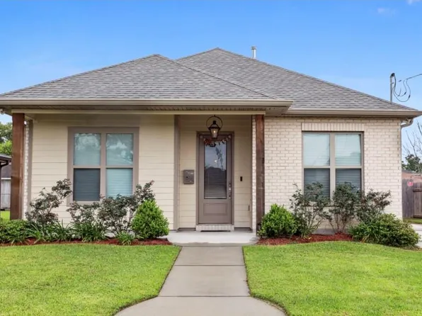 1420 Carnation Ave, Metairie, LA 70001