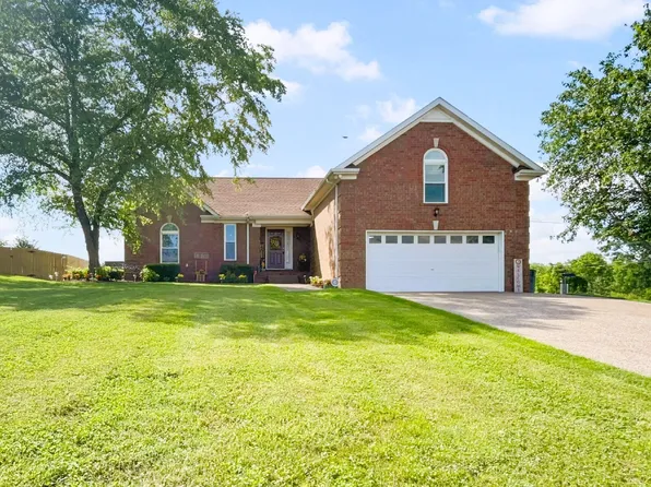 100 Devonshire Trl, Hendersonville, TN 37075